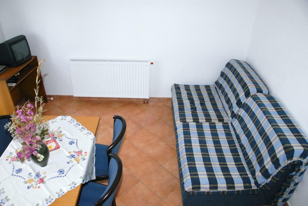 Apartmani Bauk Poreč Exterior foto