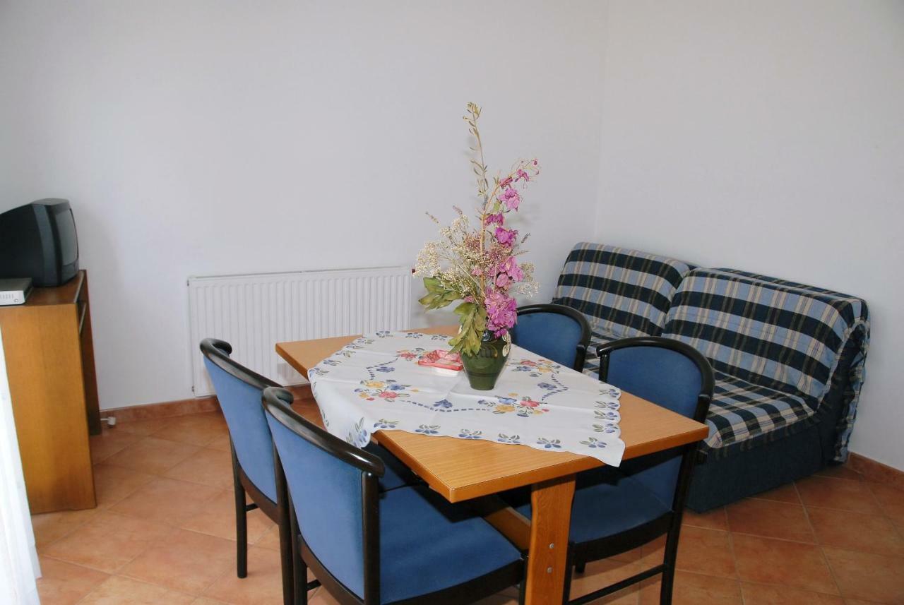 Apartmani Bauk Poreč Exterior foto